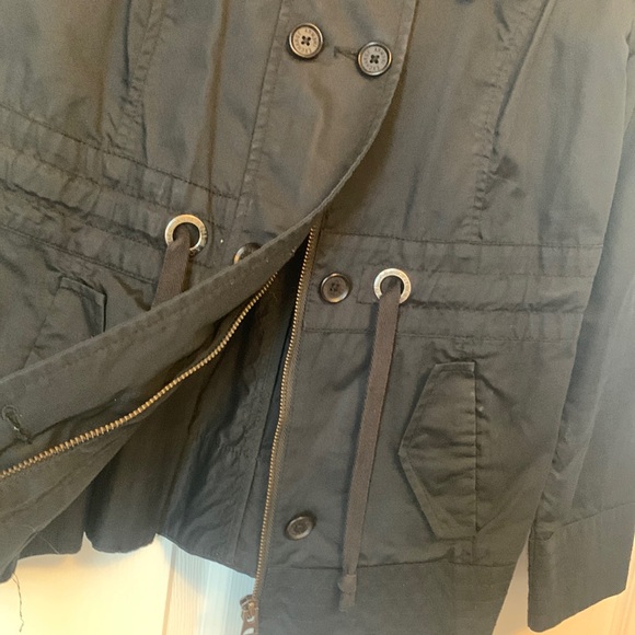 Utility lightweight jacket - Picture 8 of 8